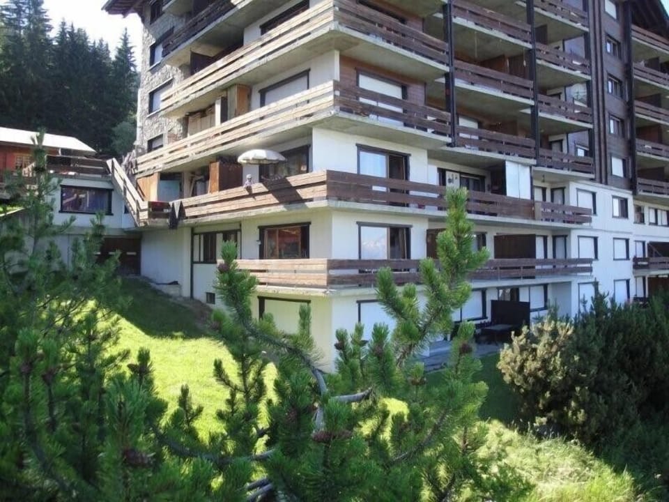Apartment rear (3th floor on picture)
