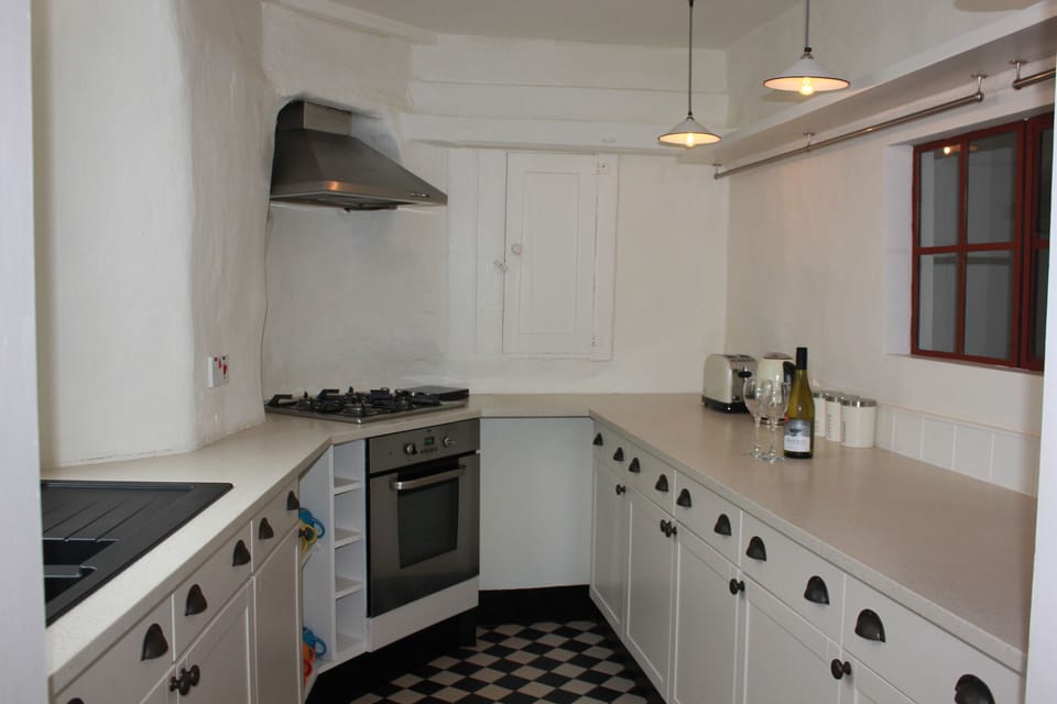 Shaker style kitchen with lots of natural light