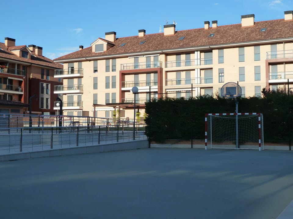 Sport court