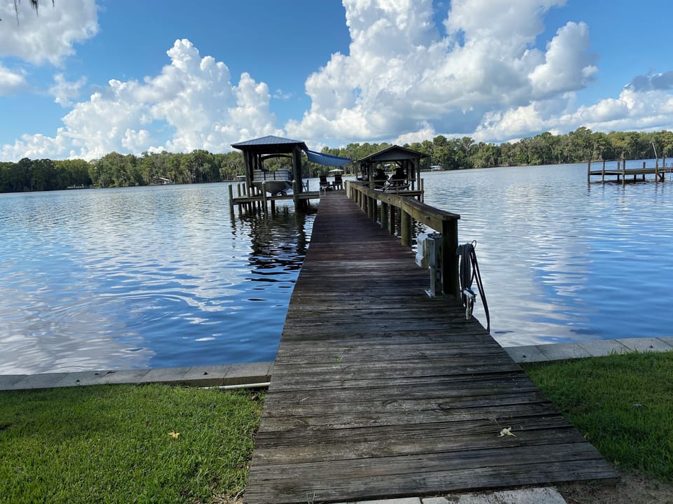 Dock