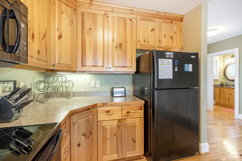 Kitchen--- Fully Equipped