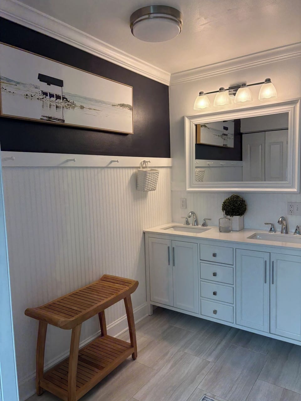 First Floor Bathroom: Tub/Shower, Tower washing machine /dryer