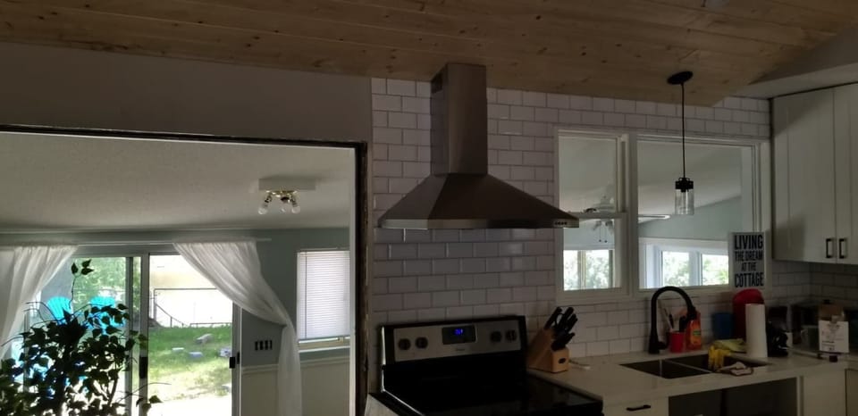 kitchen entry to florida room 