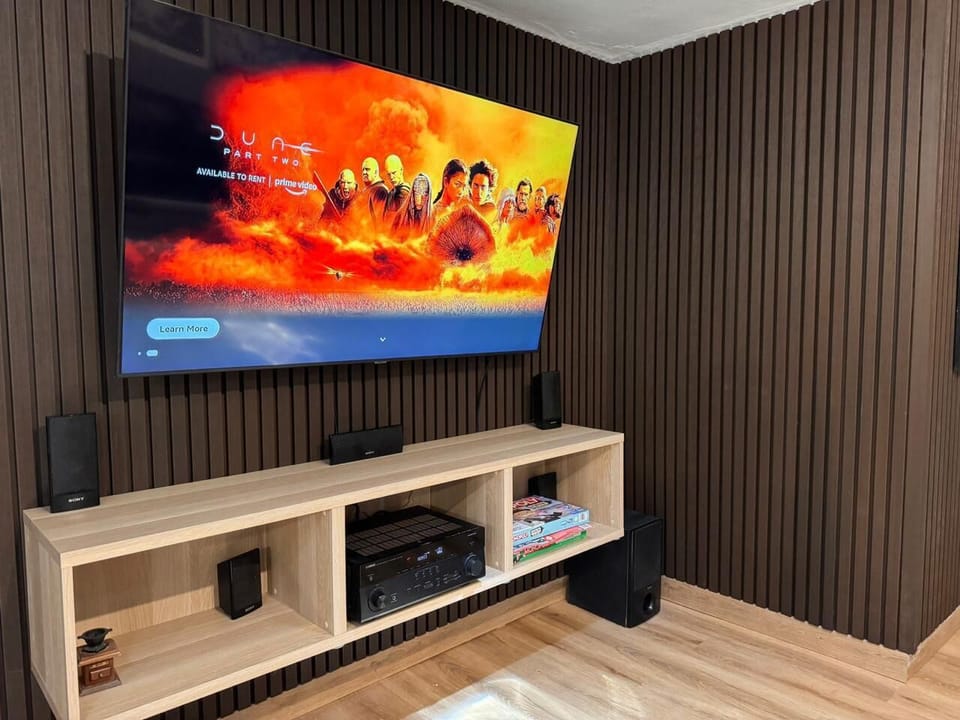Game Room (Basement). 