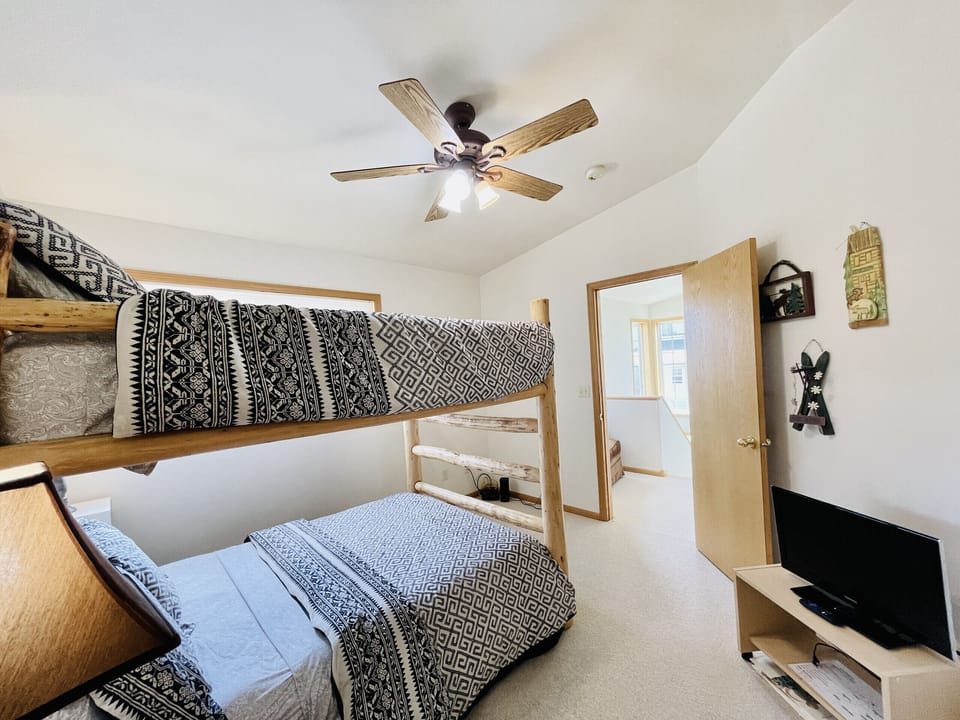 Upstairs Bedroom with Twin Bunk
