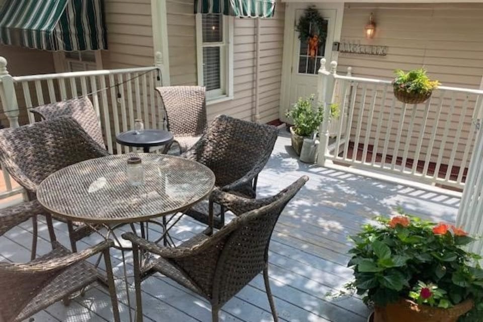 Private, secure self-entry welcomes you to Treetop Cottage