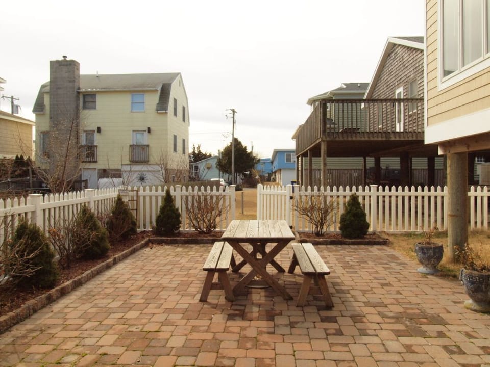 Back Gate with Direct Beach Access