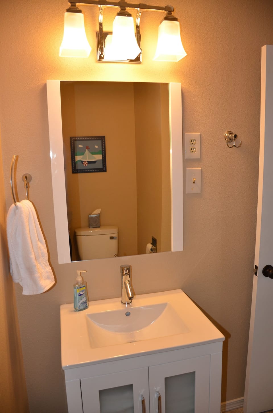 Downstairs full bathroom with shower