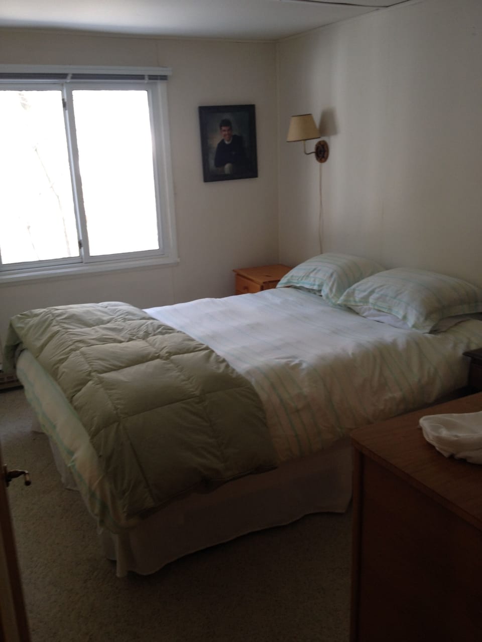 queen bedroom