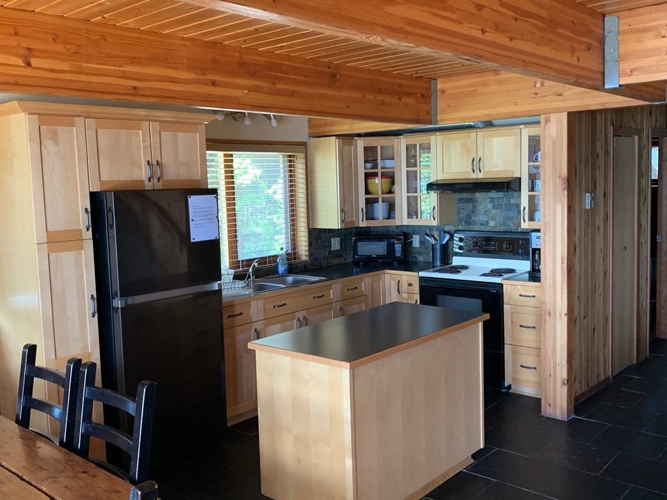Fully stocked kitchen