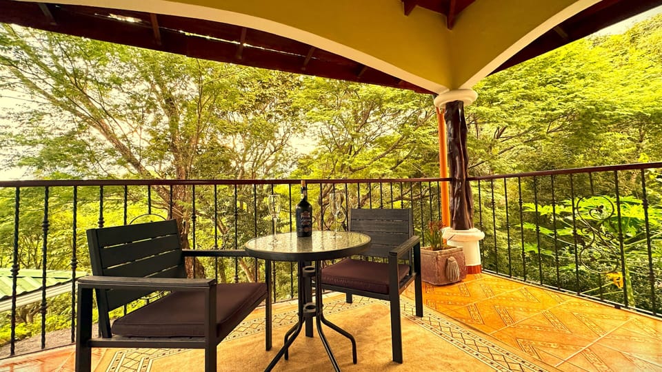 2nd floor balcony 