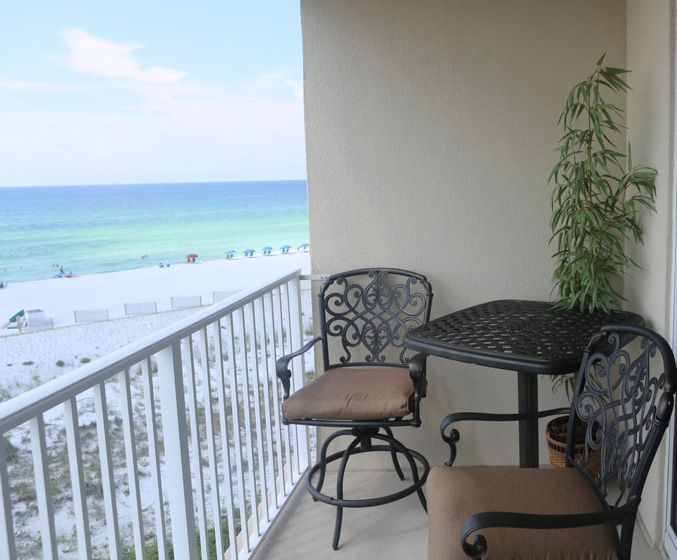 Beautiful balcony!