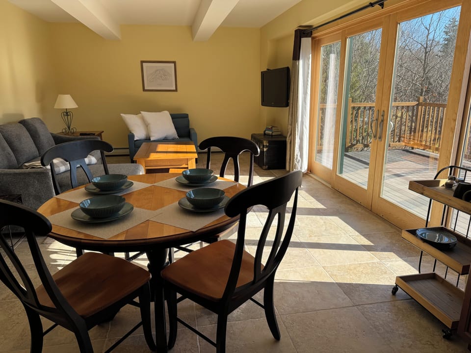 Bright Kitchenette area in the Base Lodge apartment 