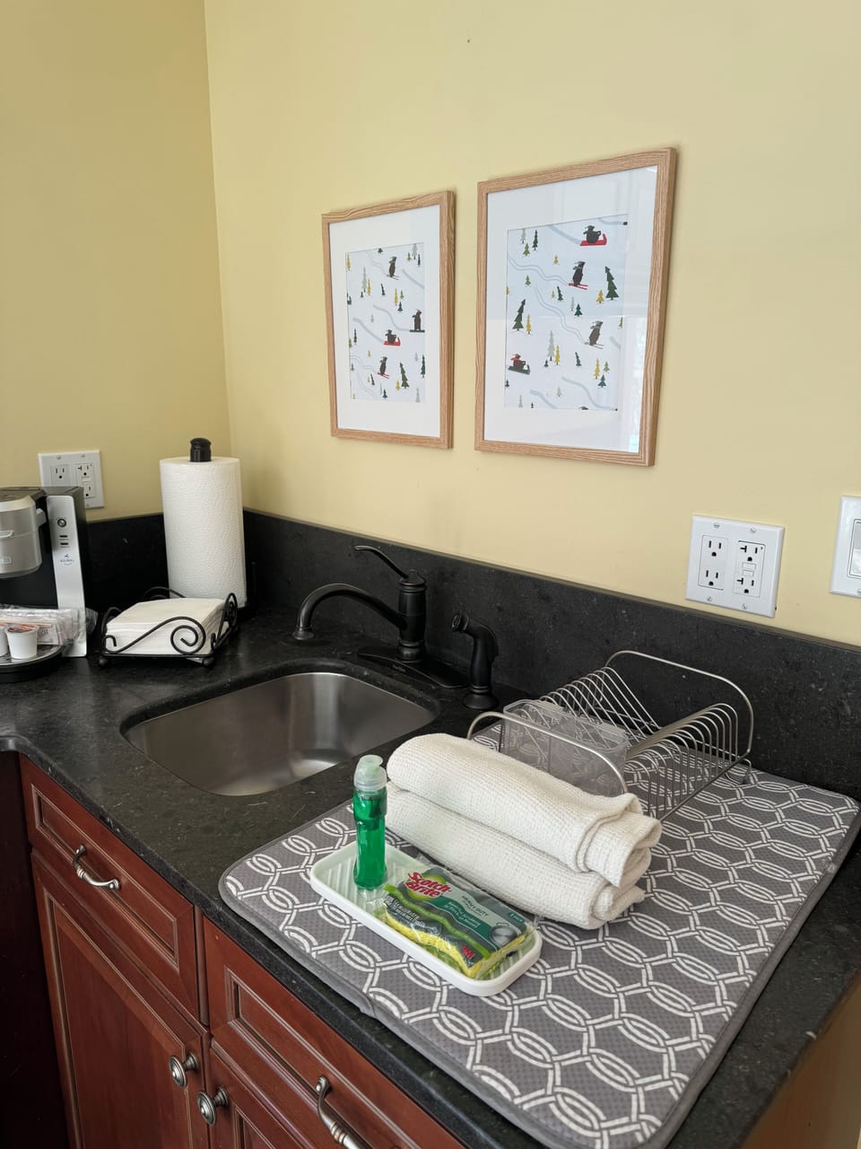 Kitchenette in the Base Lodge apartment