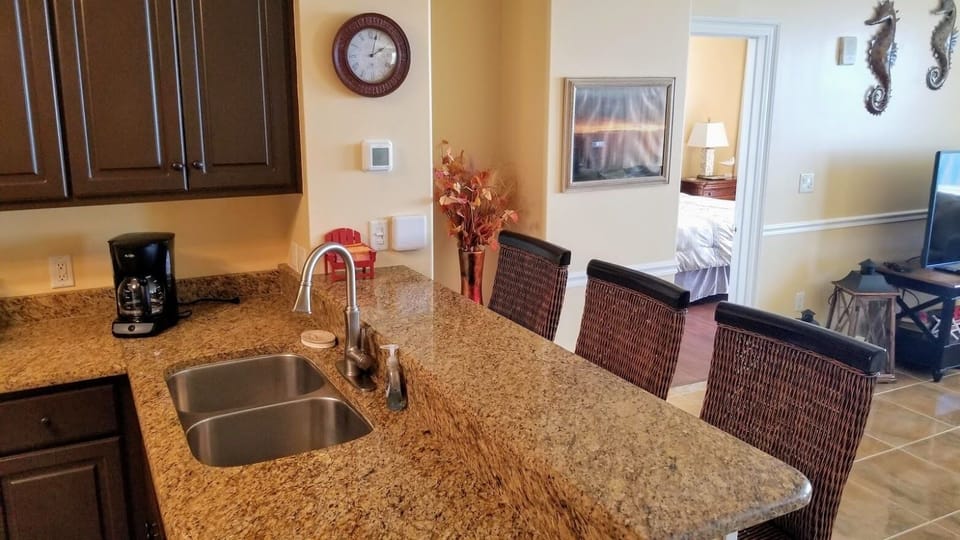 Breakfast bar