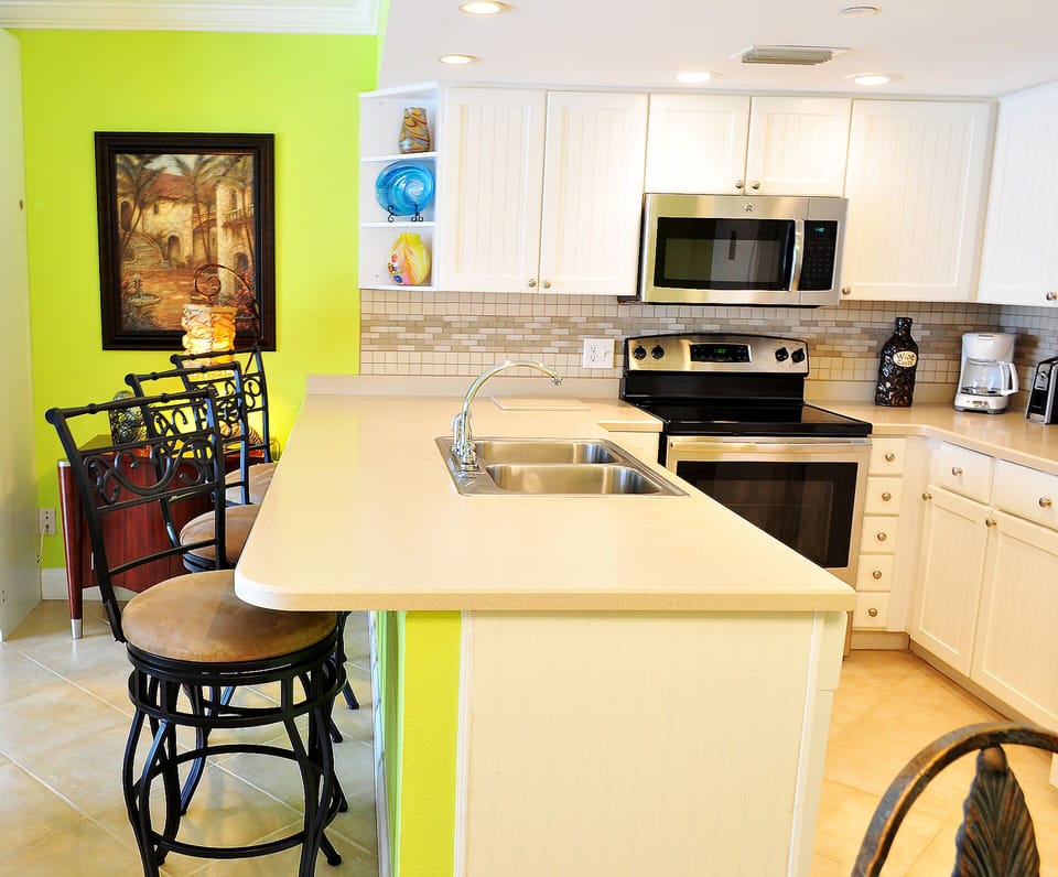 Breakfast bar