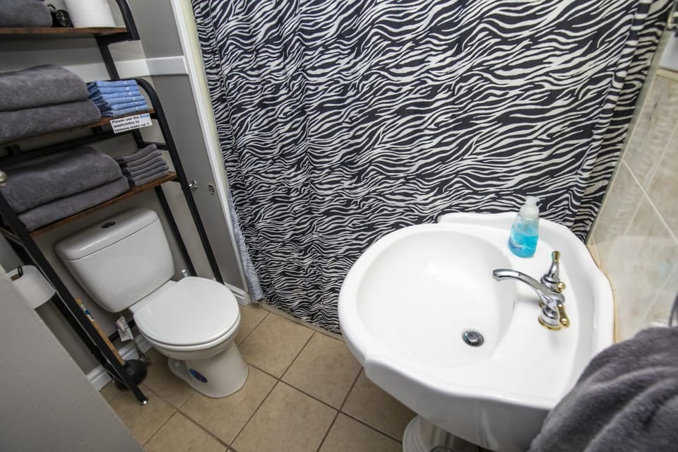 Upstairs bathroom