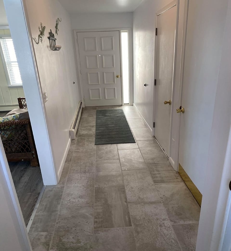 Inside hallway from side entrance