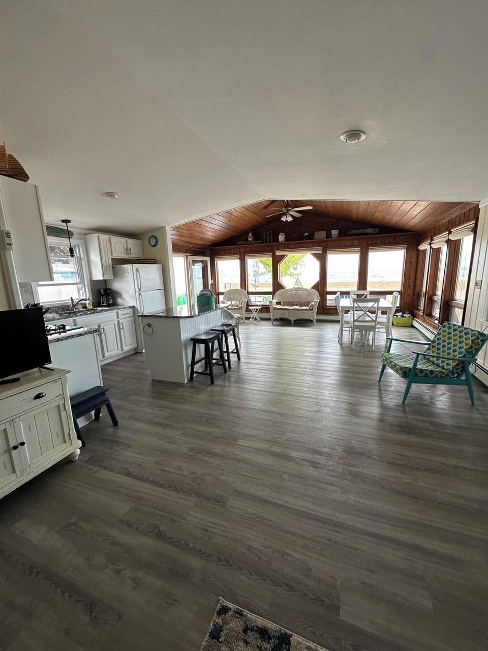 Kitchen, dining & sunroom