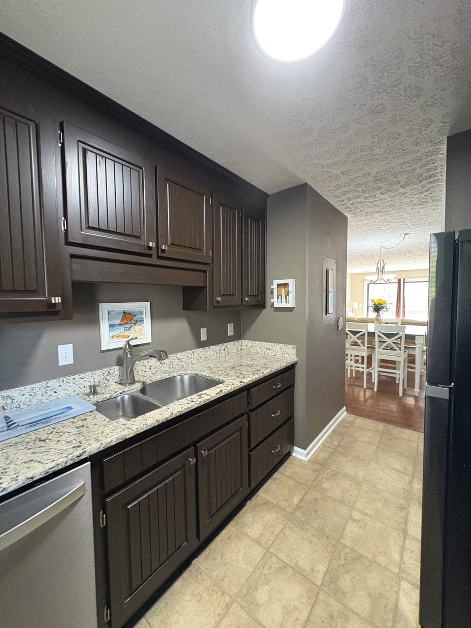 Kitchen - Dishwasher