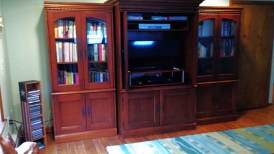 Entertainment center...board games and record player...bring your vinyl!