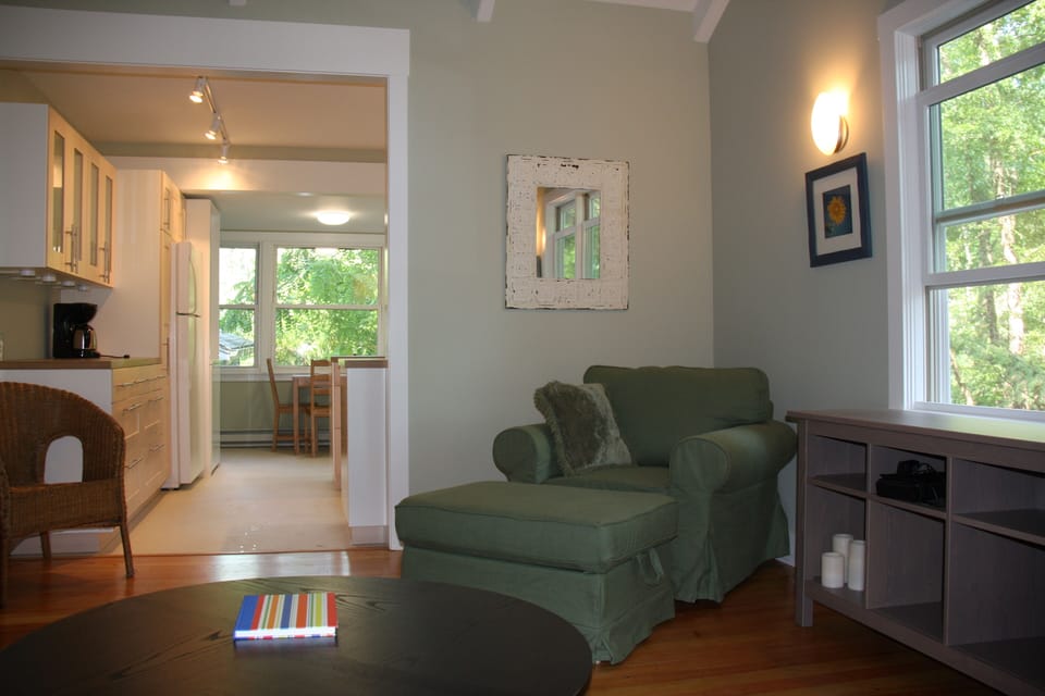 Living room looking into the kitchen