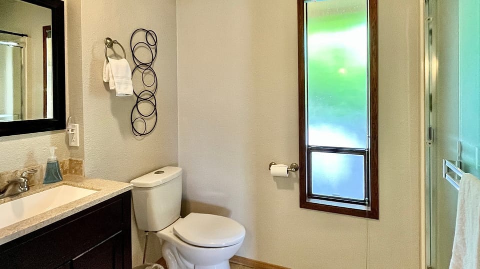 Hall bathroom with shower