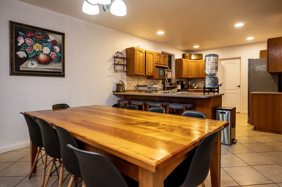 Upper level dining and kitchen