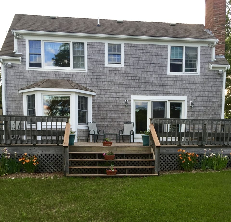 Back Of House/Deck
