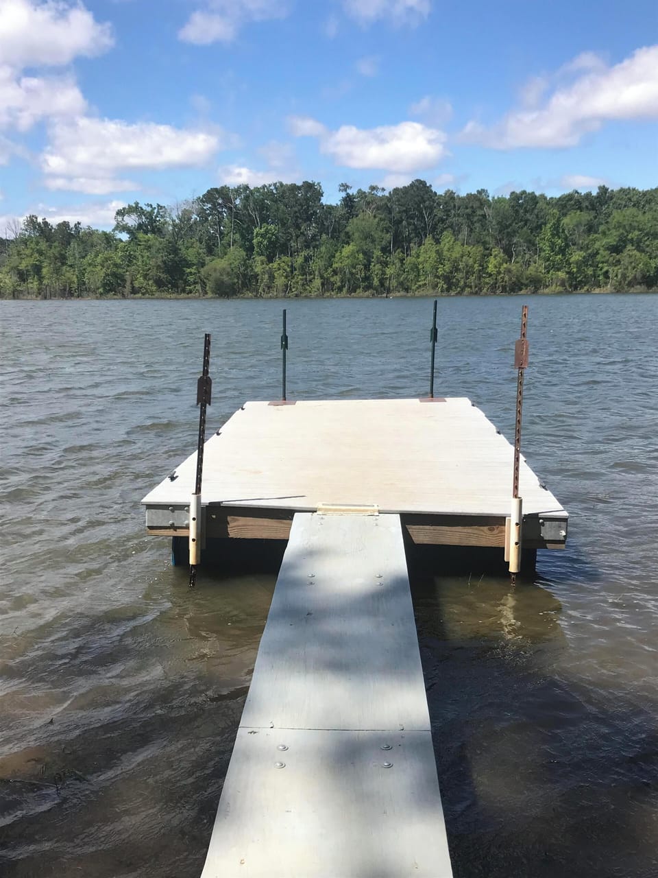 Floating dock