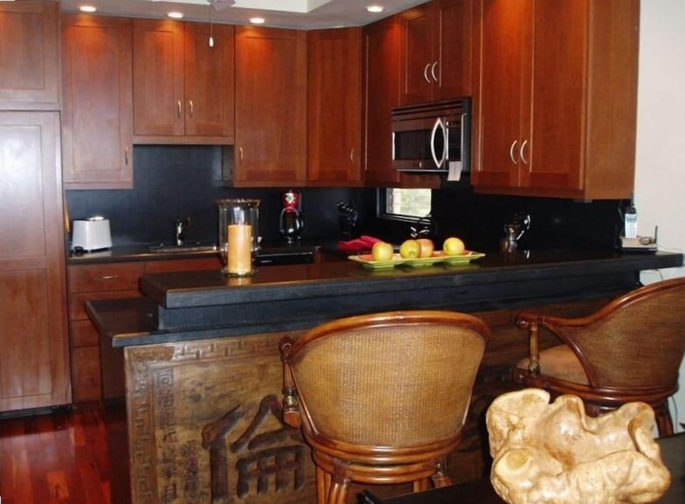Complete cooks kitchen