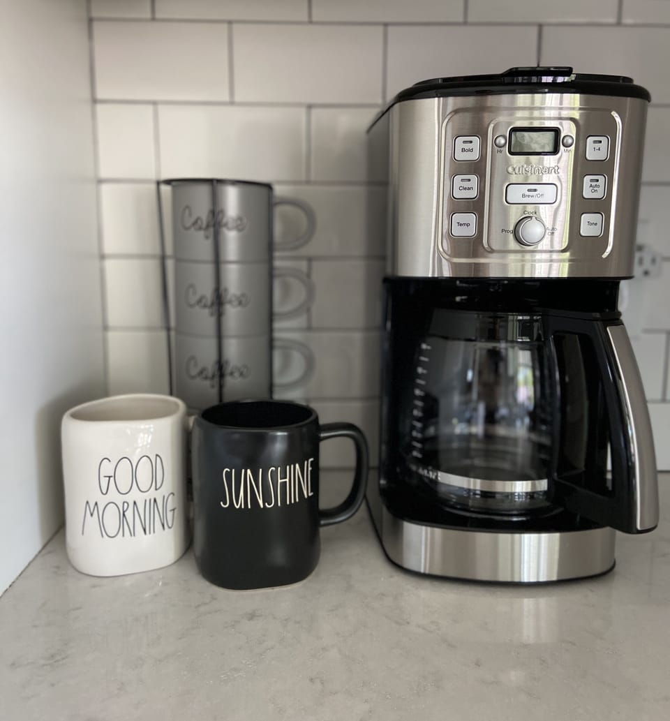 Coffee maker, Blender, Popcorn maker - all provided 

