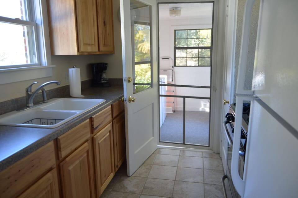Kitchen - Leading to Laundry Room