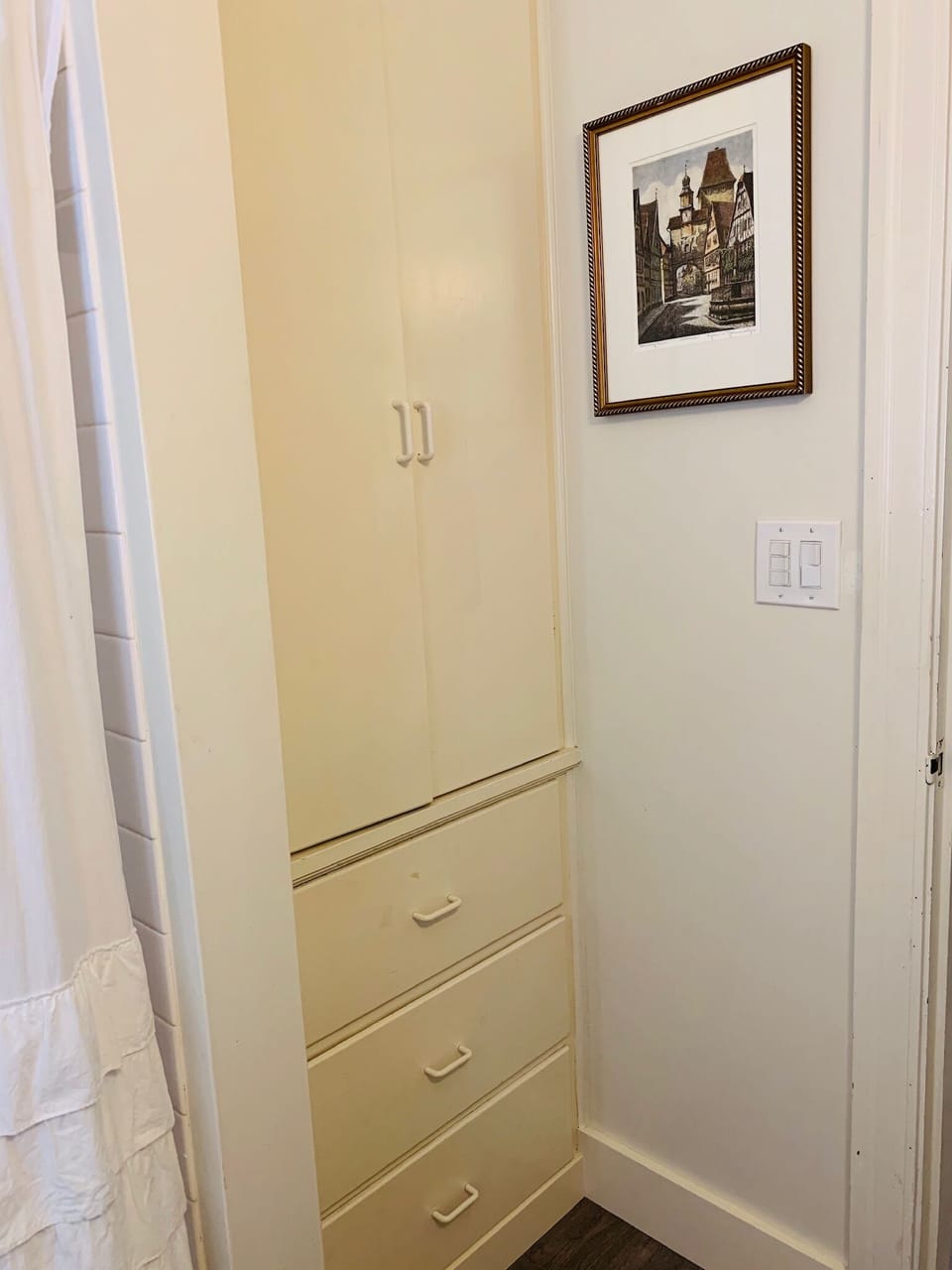 Bath linens and essentials - 3 full size drawers for storage