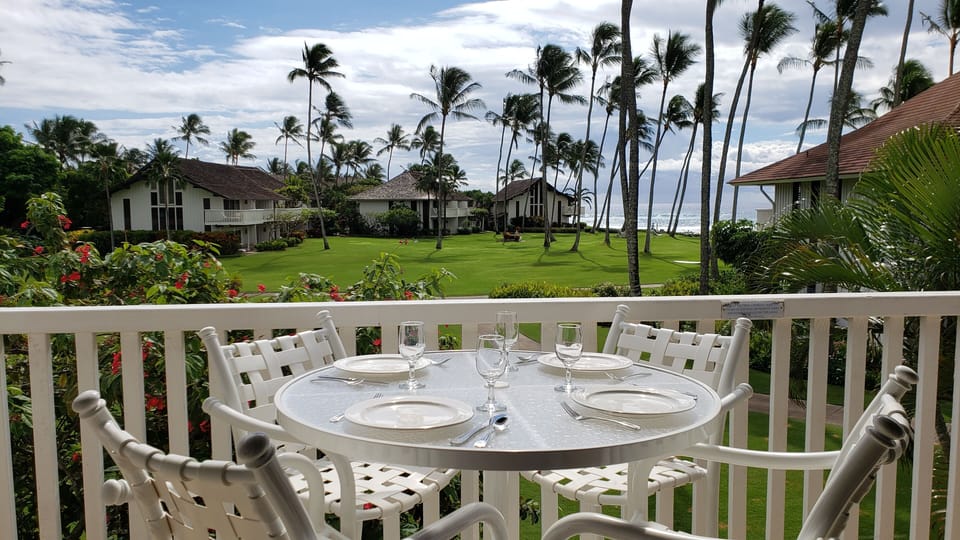 Bar Height Lanai Table gives you a better view.