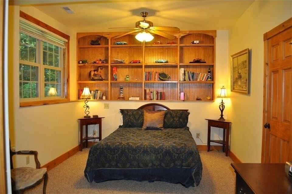 Lower level queen bedroom.