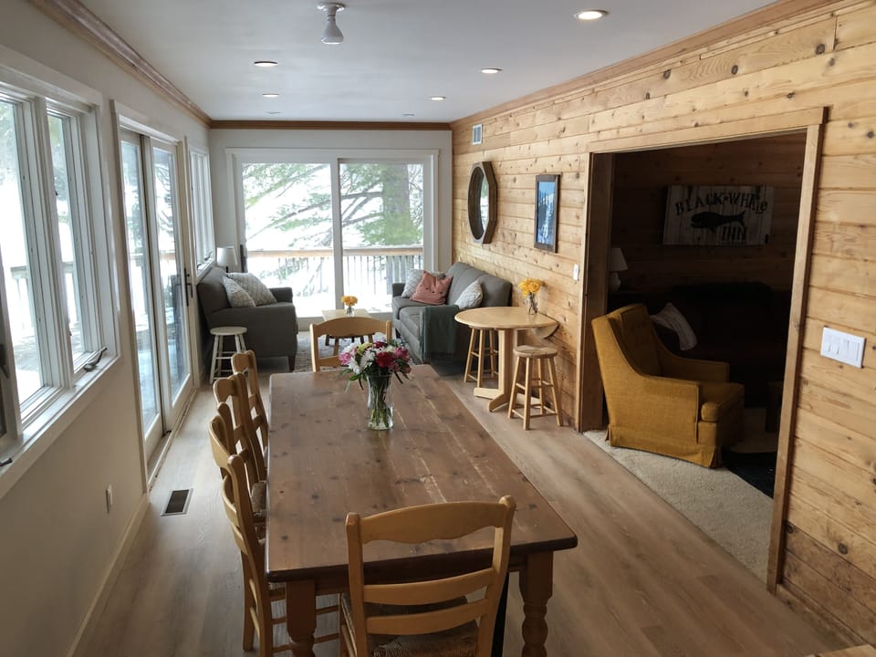 Dining area seats 8 comfortably. 