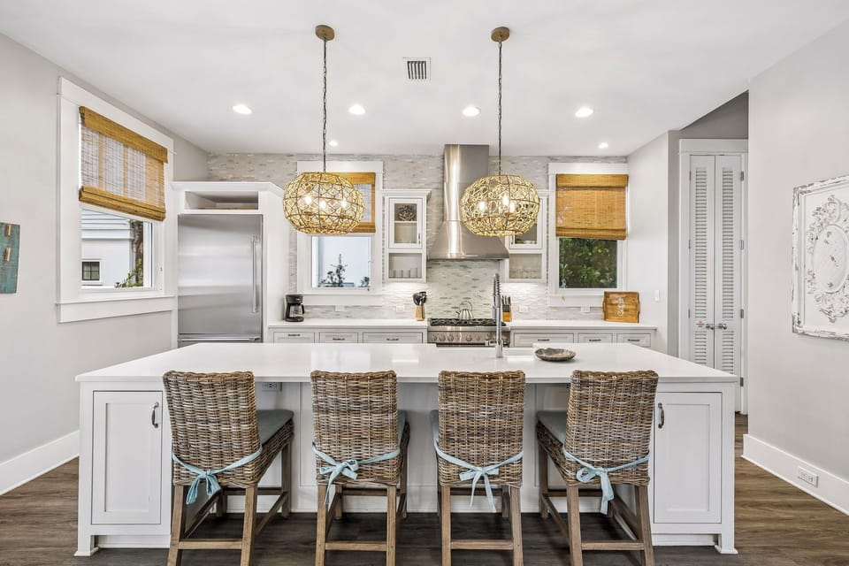 Breakfast Bar Seating for 4