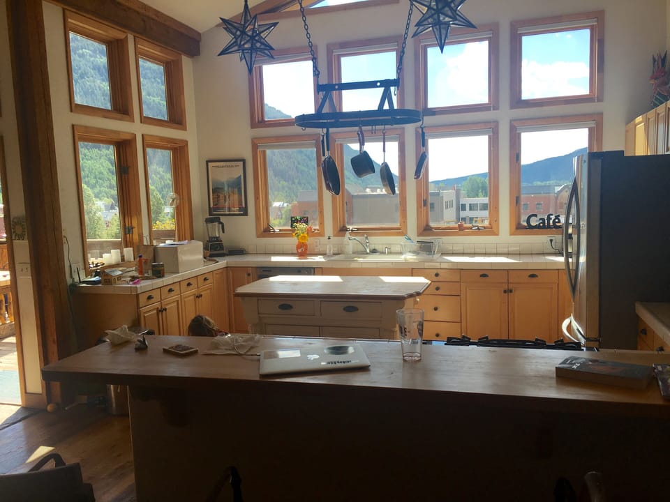 Big unobstructed views and sunsets on main floor.