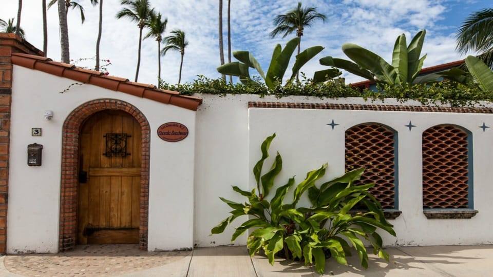 Street Entrance. Private parking included