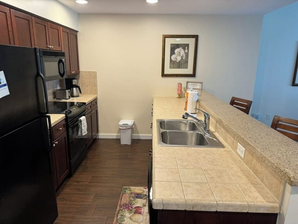 Fully Furnished Kitchen