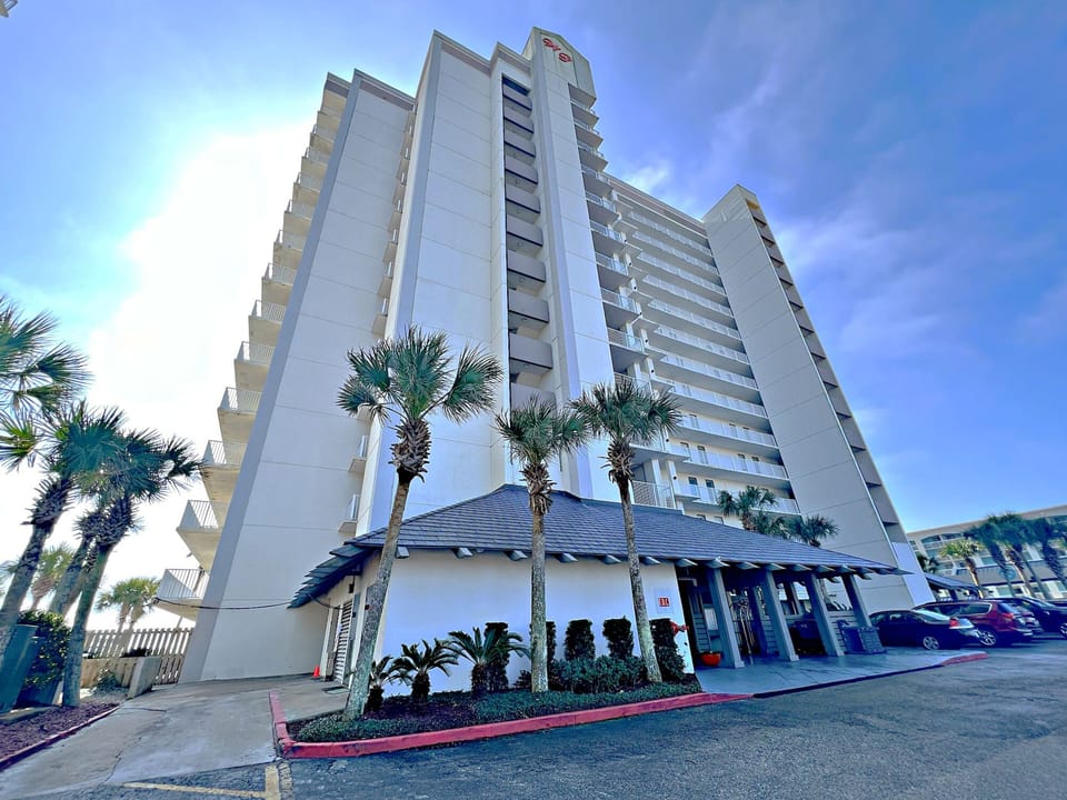 Windward Pointe