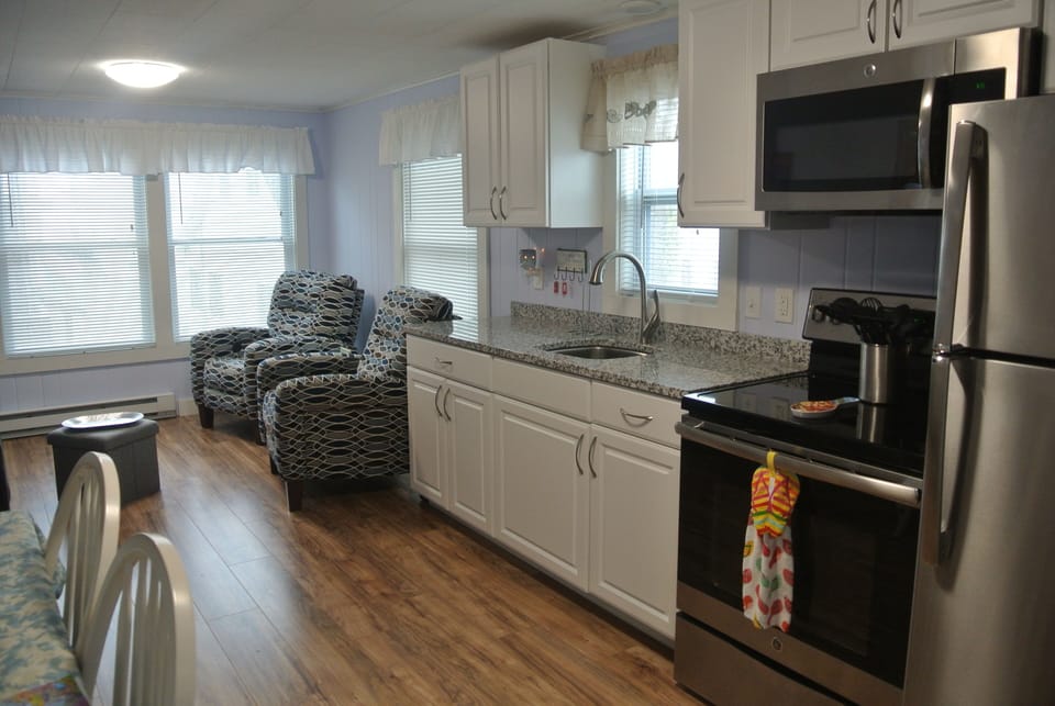 Full Kitchen