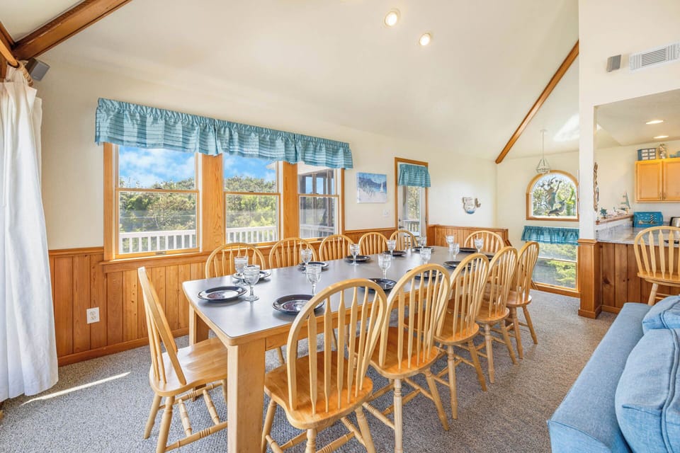 Surf or Sound Realty - 233 - Windsong - Dining Area -2