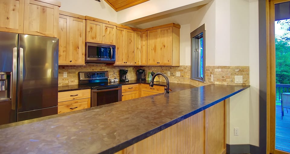 Newly Remodeled Kitchen!