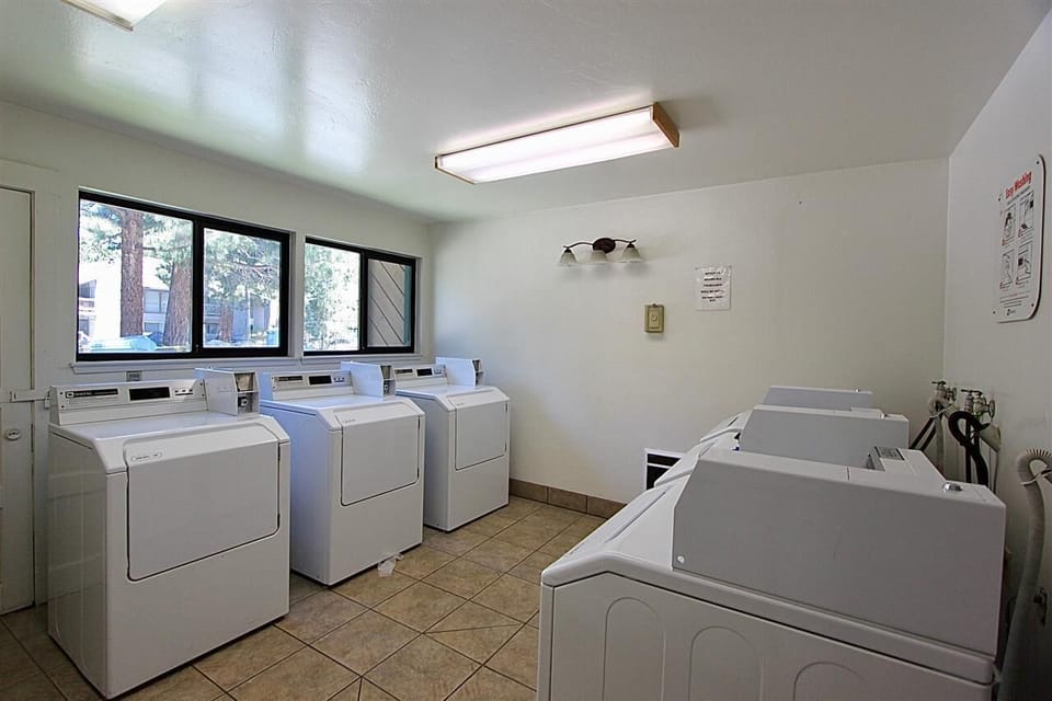 The common laundry facility