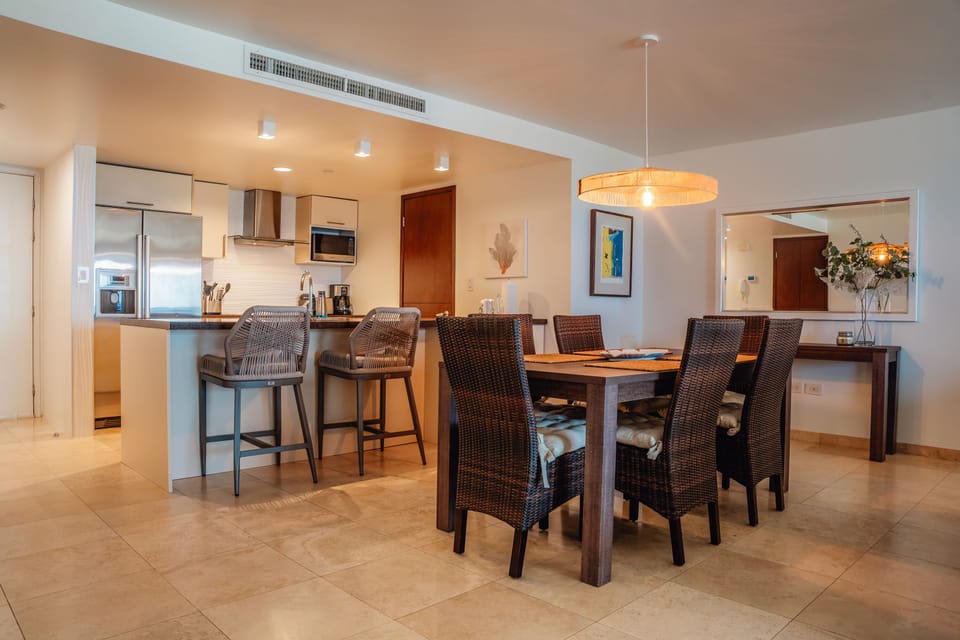 Dining and Full Kitchen area