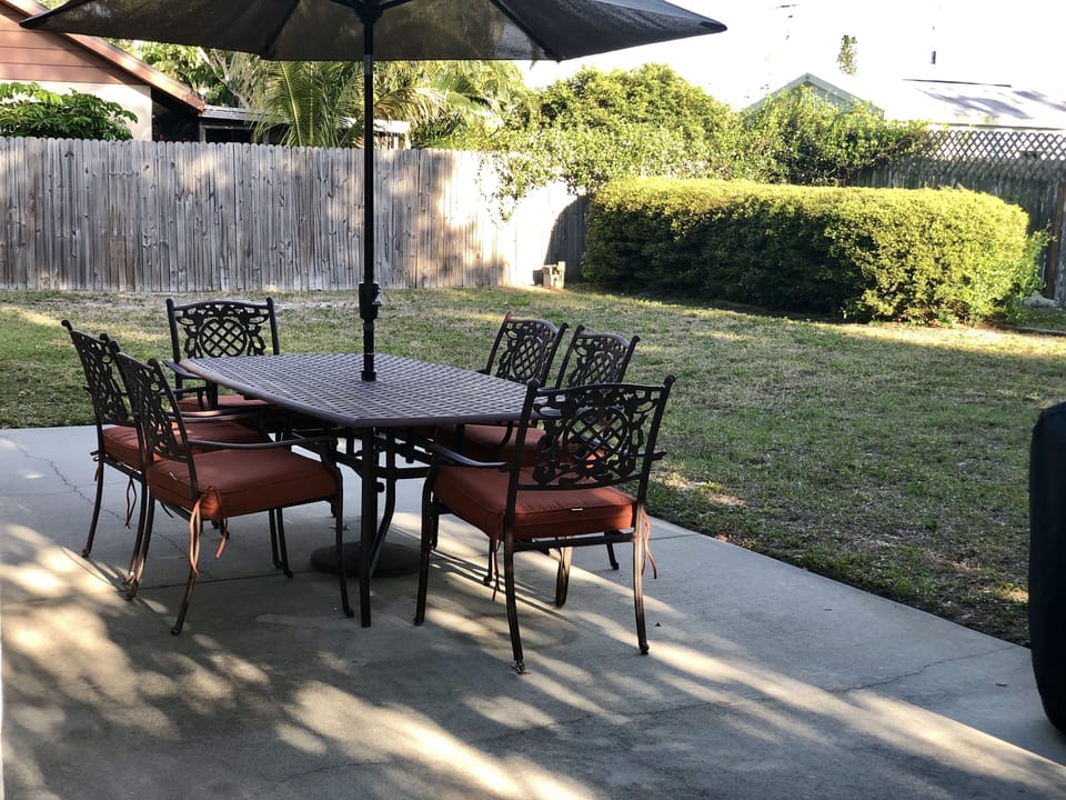 Private Yard.