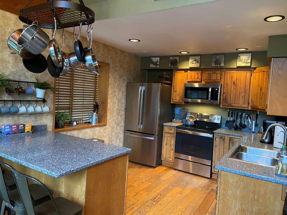 Fully Stocked Kitchen