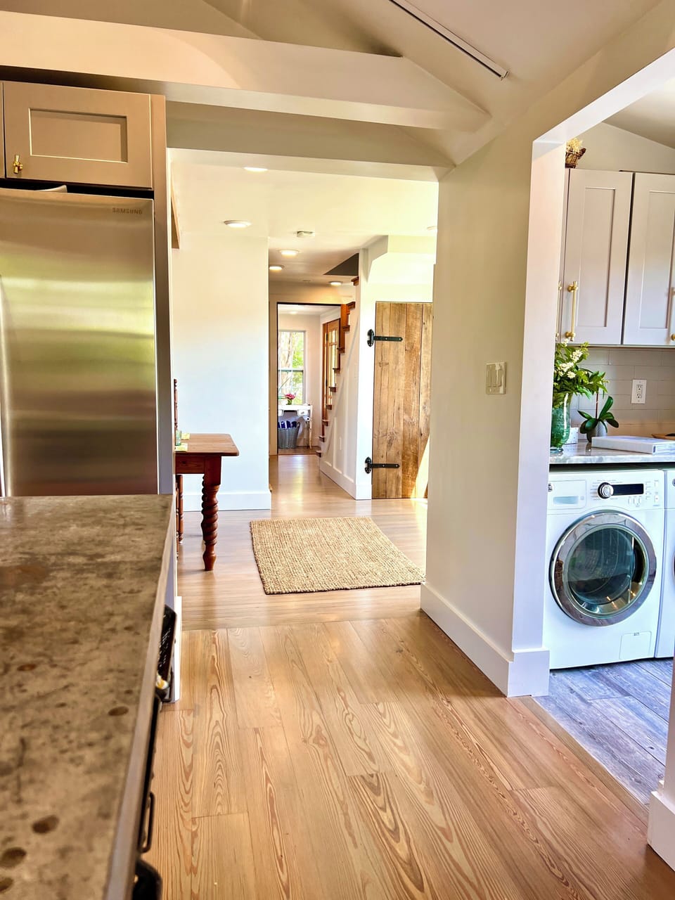 Laundry room to the right 